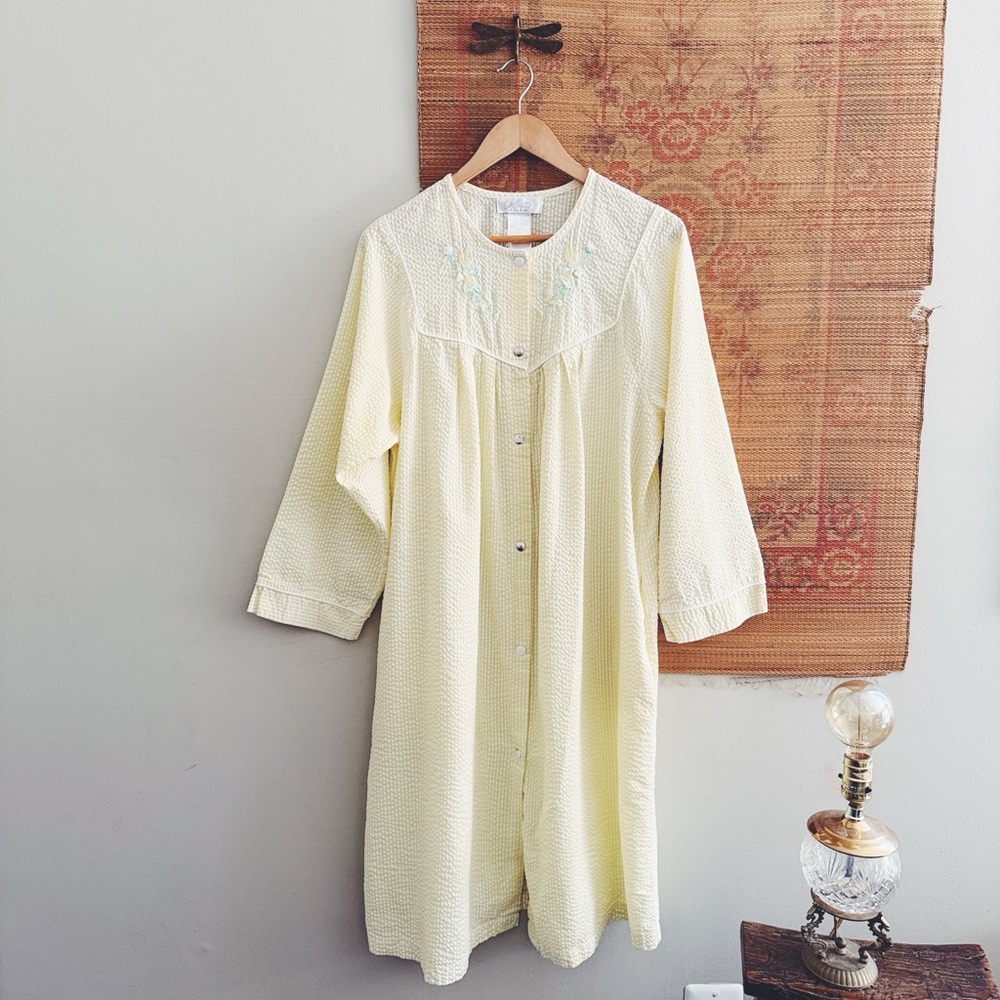 Vintage Embroidered Yellow Striped House Dress Pajamas Large - Picture 1 of 9